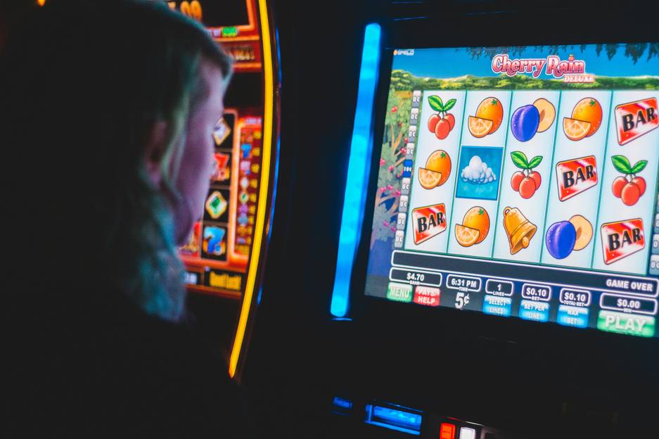 Cashback Bonus vs. Free Spins: Vilket casinobonus passar dig bäst?
